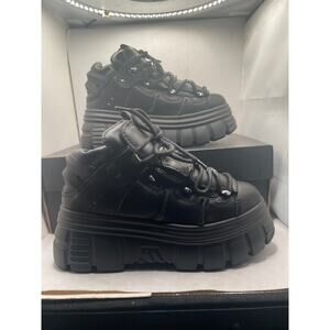 Steven Madden REIGN PLATFORM HIKER BOOT IN BLACK LEATHER Size 8.5M